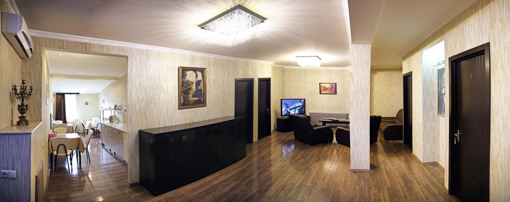 Rondo Hotel Tbilisi Exteriör bild
