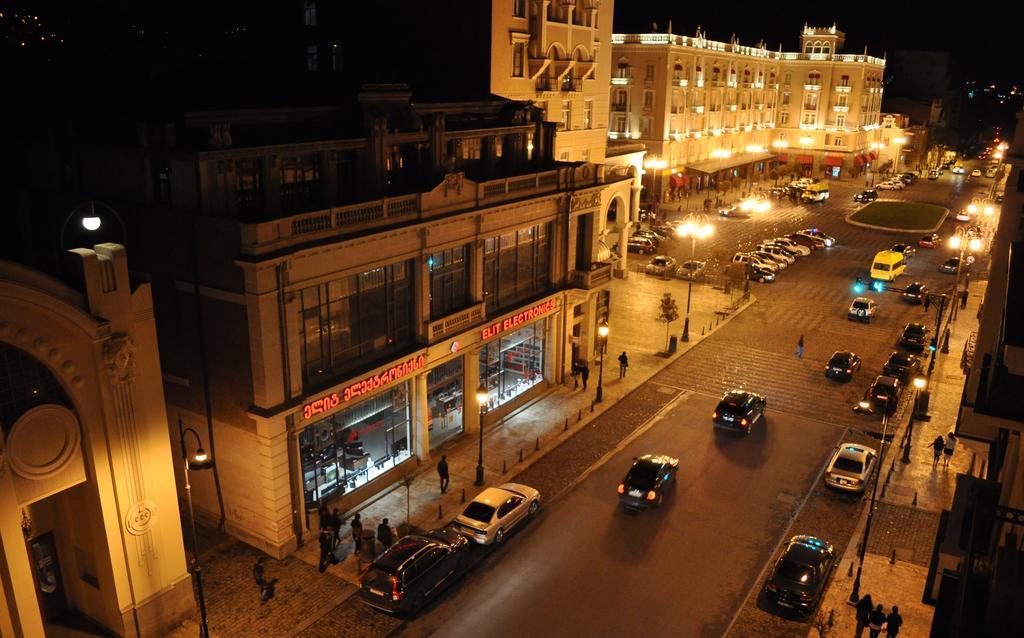 Rondo Hotel Tbilisi Exteriör bild